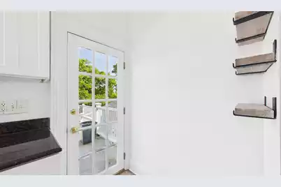 180 Broad Street #E, Charleston, SC 29401 - Photo 10