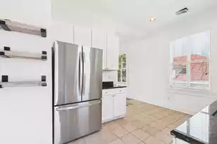 180 Broad St, Charleston, SC 29401 - Photo 20
