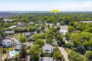1481 Center St, Mount Pleasant, SC 29464 - Photo 30