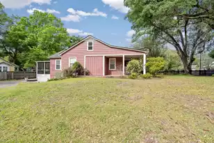 200 Warren St, Walterboro, SC 29488 - Photo 2