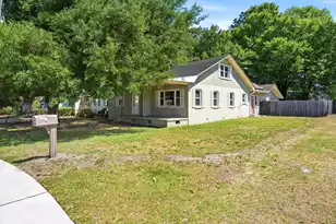 3902 Walnut St, North Charleston, SC 29405 - Photo 2