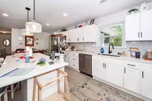 2045 Lake Ave, Charleston, SC 29414 - Photo 8