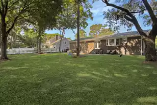 868 Melrose Dr, Charleston, SC 29414 - Photo 32