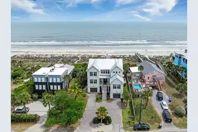 507 Ashley Avenue W, Folly Beach, SC 29439 - Photo 2