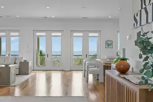 507 Ashley Ave W, Folly Beach, SC 29439 - Photo 4
