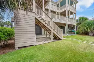 507 Ashley Ave W, Folly Beach, SC 29439 - Photo 6