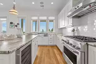 507 Ashley Ave W, Folly Beach, SC 29439 - Photo 20