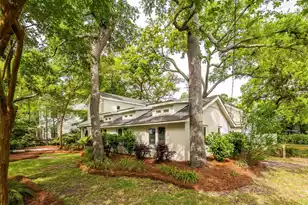 762 McCants Dr, Mount Pleasant, SC 29464 - Photo 8