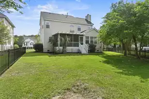1820 Palmetto Isle Dr, Mount Pleasant, SC 29466 - Photo 38