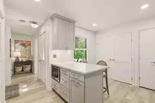 1069 Marsh Ct Ln, Mount Pleasant, SC 29464 - Photo 12
