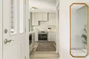 1069 Marsh Ct Ln, Mount Pleasant, SC 29464 - Photo 8