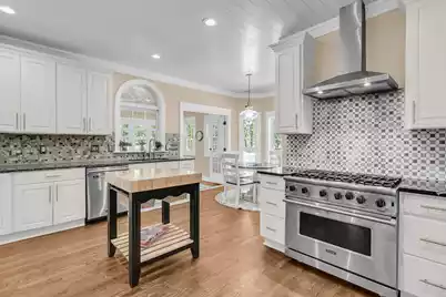 3708 Colonel Vanderhorst Circle, Mount Pleasant, SC 29466 - Photo 16