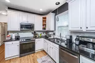 4407 Wild Thicket Ln, North Charleston, SC 29420 - Photo 12
