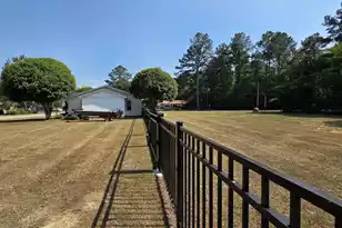 1307 Gin Pond Dr, Summerton, SC 29148 - Photo 4