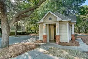 1600 Long Grove Dr, Mount Pleasant, SC 29464 - Photo 30