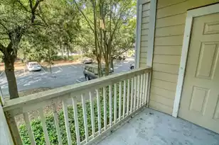 1600 Long Grove Dr, Mount Pleasant, SC 29464 - Photo 10