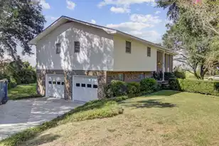 643 Shore Dr N, Charleston, SC 29412 - Photo 10