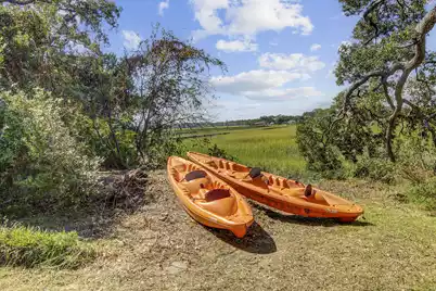 643 Shore Drive N, Charleston, SC 29412 - Photo 6