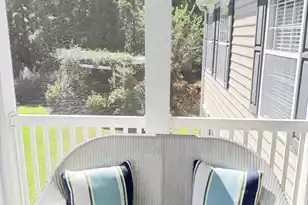 1371 Hopton Cir, Mount Pleasant, SC 29466 - Photo 10