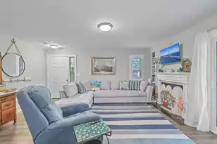 1713 Greystone Blvd, Mount Pleasant, SC 29464 - Photo 8