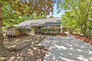 1120 Daffodil Ln, Mount Pleasant, SC 29464 - Photo 1