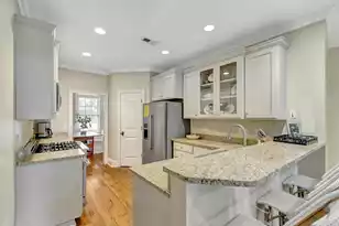 1050 Phillips Park Dr, Mount Pleasant, SC 29464 - Photo 10