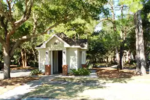 1600 Long Grove Dr, Mount Pleasant, SC 29464 - Photo 18