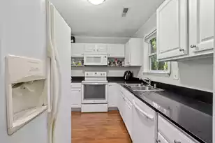 940 Estates Blvd E, Charleston, SC 29414 - Photo 18