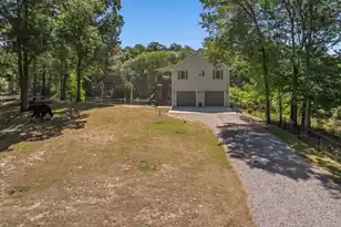 363 Legend Ct, Santee, SC 29142 - Photo 2