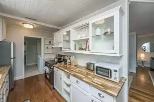 1128 Carter Ave, Mount Pleasant, SC 29464 - Photo 16
