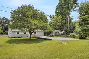 1107 Hawthorne Rd, Hanahan, SC 29410 - Photo 34