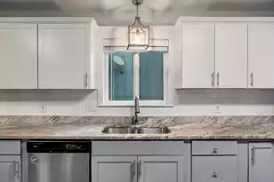 108 Lancer Dr, Summerville, SC 29485 - Photo 10