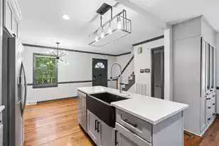 102 Beaufain St, Charleston, SC 29401 - Photo 6
