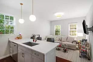 10 Porters Ct, Charleston, SC 29403 - Photo 8