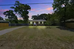 3627 Marginal Rd, Mount Pleasant, SC 29466 - Photo 1