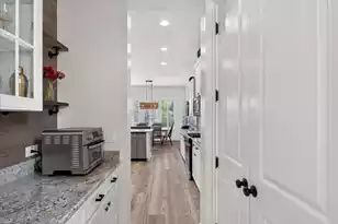 3656 Spindrift Dr, Mount Pleasant, SC 29466 - Photo 8