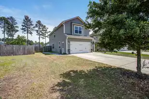 411 Ridgedale Rd, Summerville, SC 29486 - Photo 2