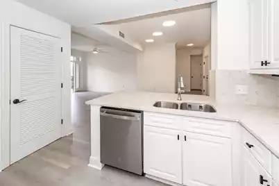 33 Calhoun Street #122, Charleston, SC 29401 - Photo 8