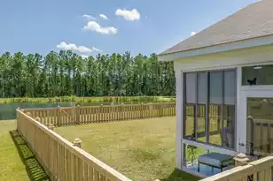 256 Phoenix Dr, Summerville, SC 29486 - Photo 6