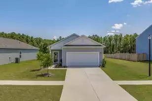256 Phoenix Dr, Summerville, SC 29486 - Photo 2