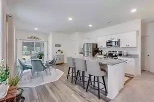 256 Phoenix Dr, Summerville, SC 29486 - Photo 10