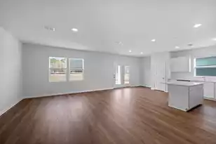 881 Meadowbrook Ln, Summerville, SC 29486 - Photo 2