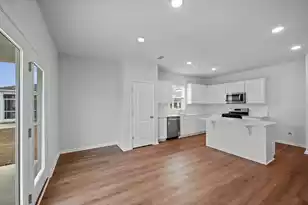 881 Meadowbrook Ln, Summerville, SC 29486 - Photo 10