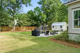 18 Riverdale Dr, Charleston, SC 29407 - Photo 2