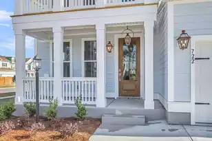 722 Maynard Ln, Summerville, SC 29486 - Photo 4