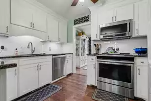 750 Leafwood Rd, Charleston, SC 29412 - Photo 10