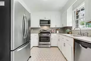 2 Gadsden St, Charleston, SC 29401 - Photo 8