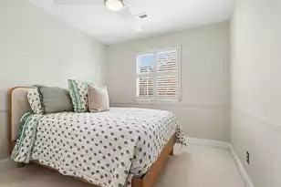 2 Gadsden St, Charleston, SC 29401 - Photo 18