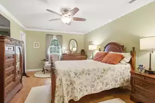 1011 Harbortowne Rd, Charleston, SC 29412 - Photo 28