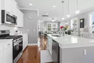 2664 Park W Blvd, Mount Pleasant, SC 29466 - Photo 6